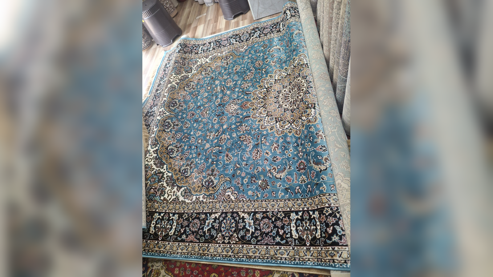 Kashmiri Rugs - Image 3